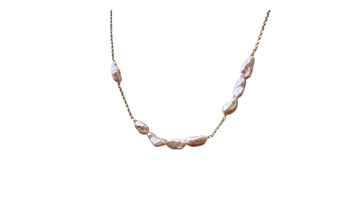 close up Edison Keshi pearl 143 necklace