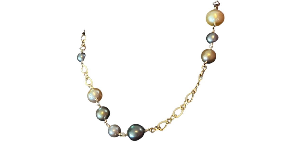 143 Golden Pearl Necklace