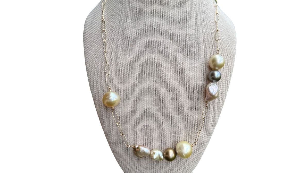 14K 143 Pastel Pearls
